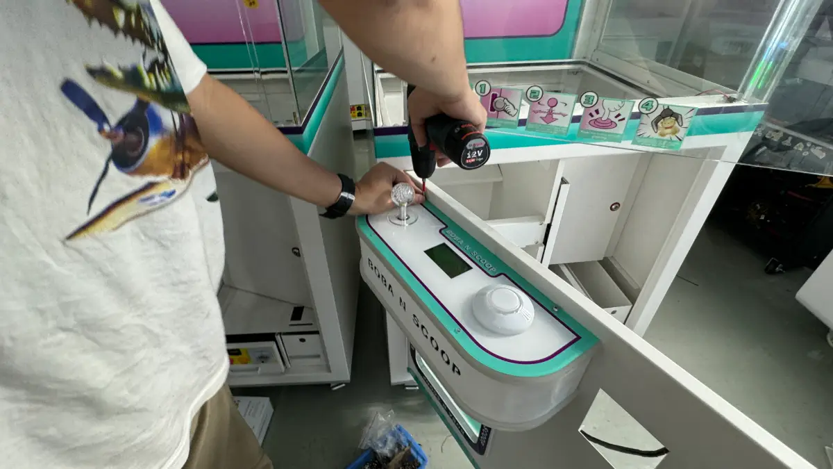 11.Assemble the Control Console