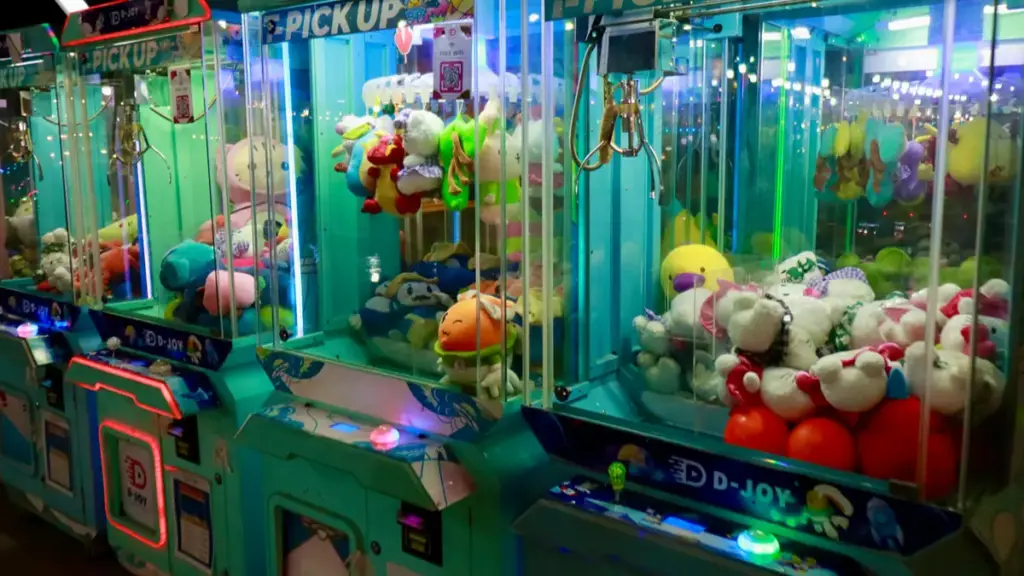 Lifespan of Claw Machines
