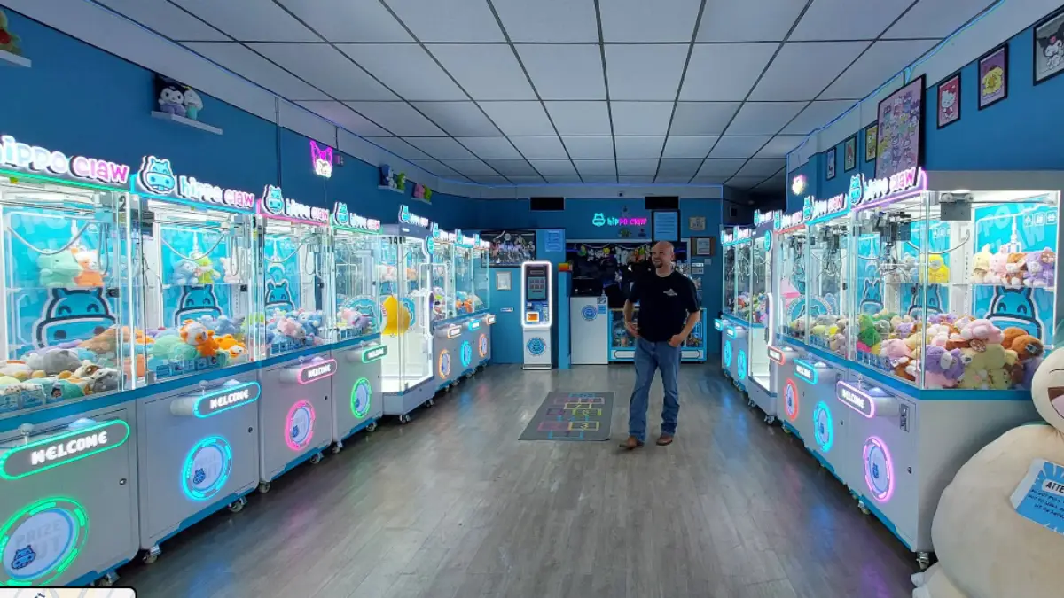 Cases7 Hippo Claw Machine