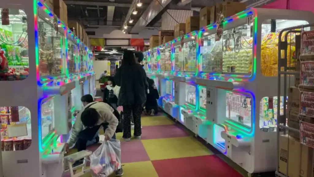 Claw Machines in Japan