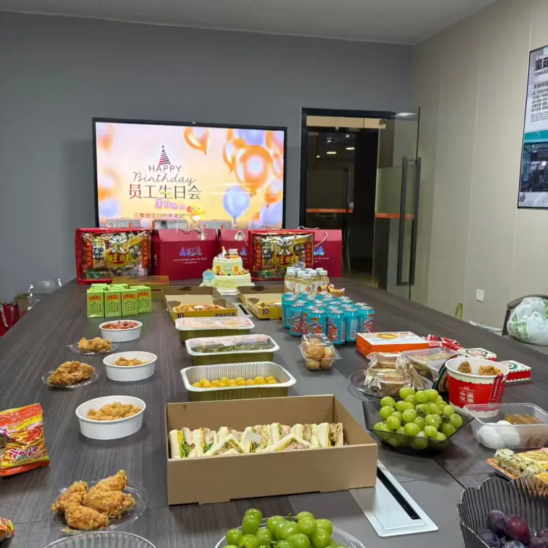 Tongru quarterly birthday celebration preparation