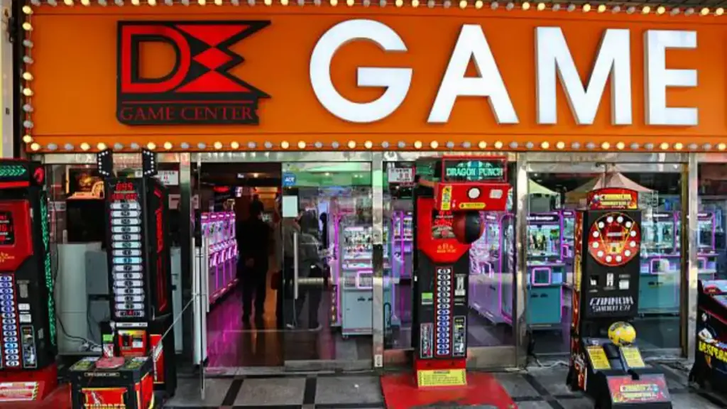 Custom Claw Machine to specific venues