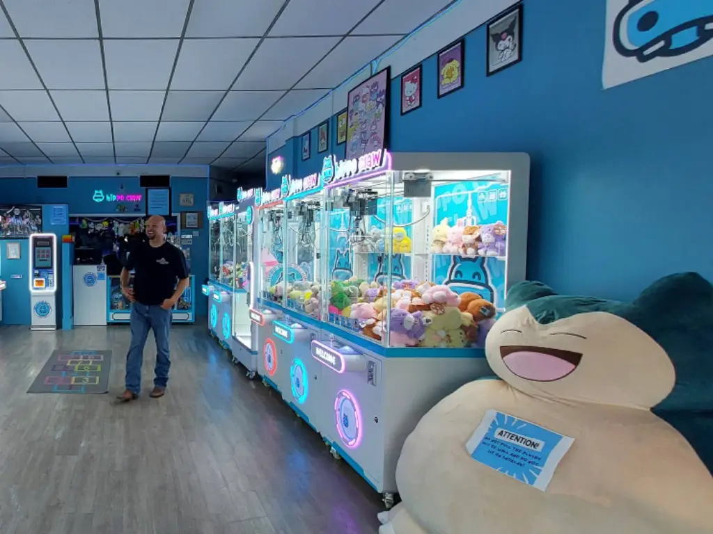 クレーンゲーム会場のテーマをカスタマイズ