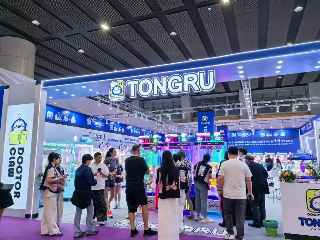 Claw machines and gashapon machines booth