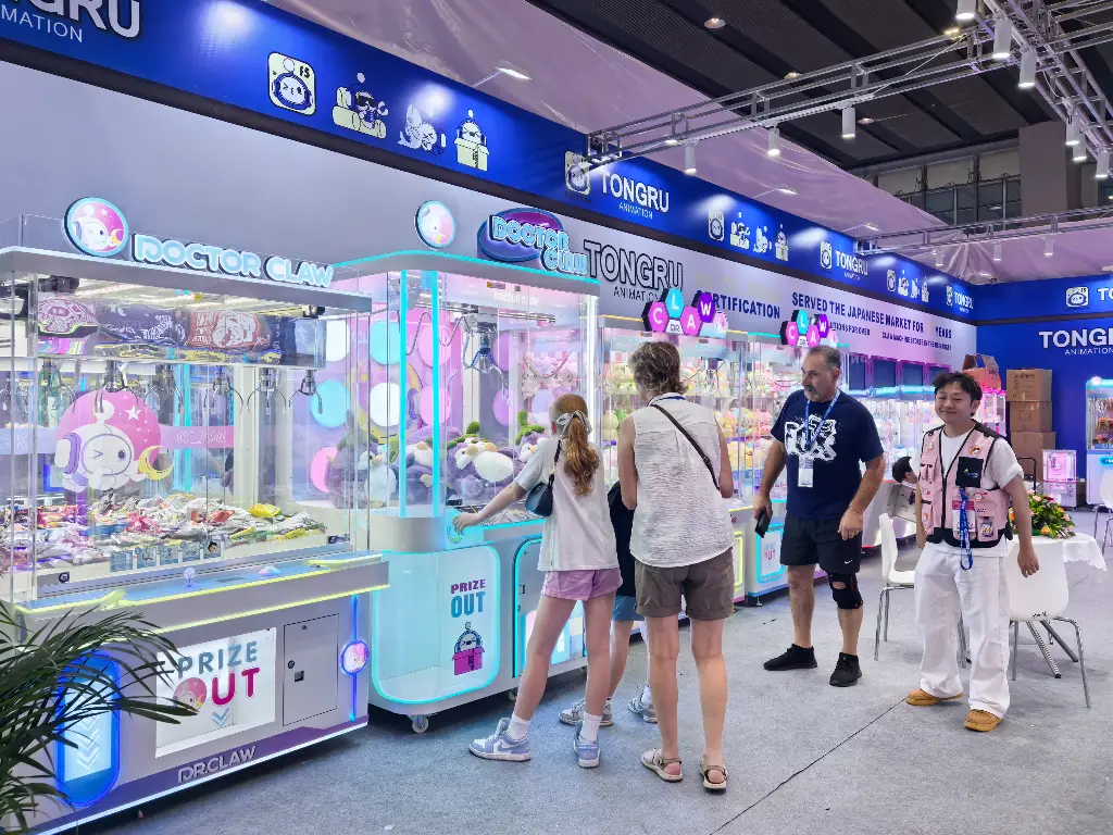 Tongru’s claw machines visitors