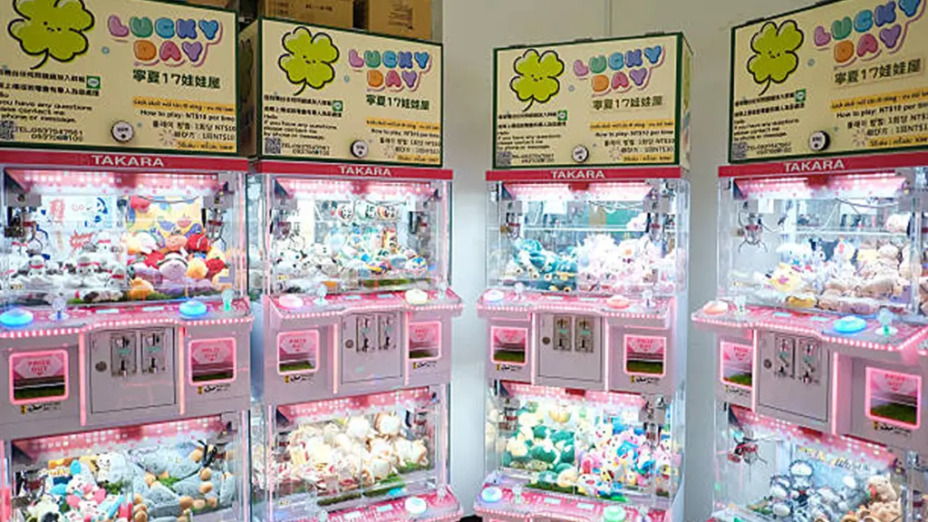 A lot of doll in mini size claw crane machine